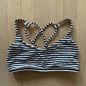 Lululemon Free to Be Bra